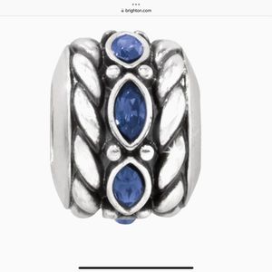 SOLD❤️Brighton Bead Charm - Set of 2